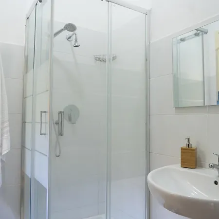 European - Town Center Self Check-in Catania