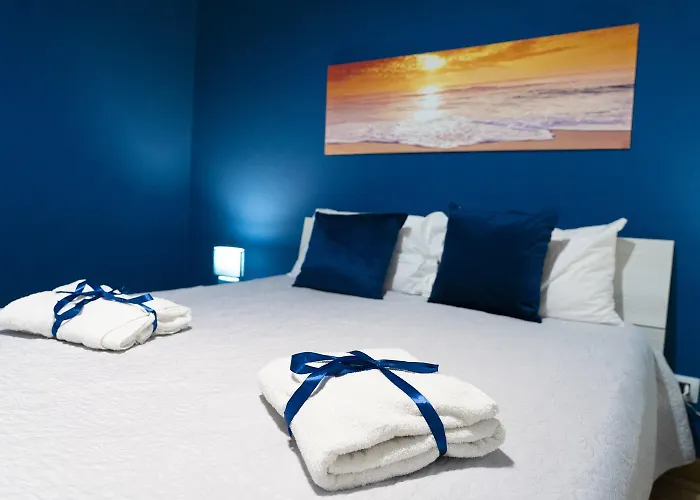 European - Town Center Self Check-in * 卡塔尼亚